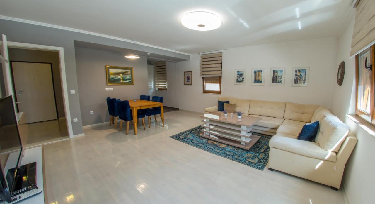 Apartment Light De Luxe - With Old Bridge View Мостар Екстериор снимка