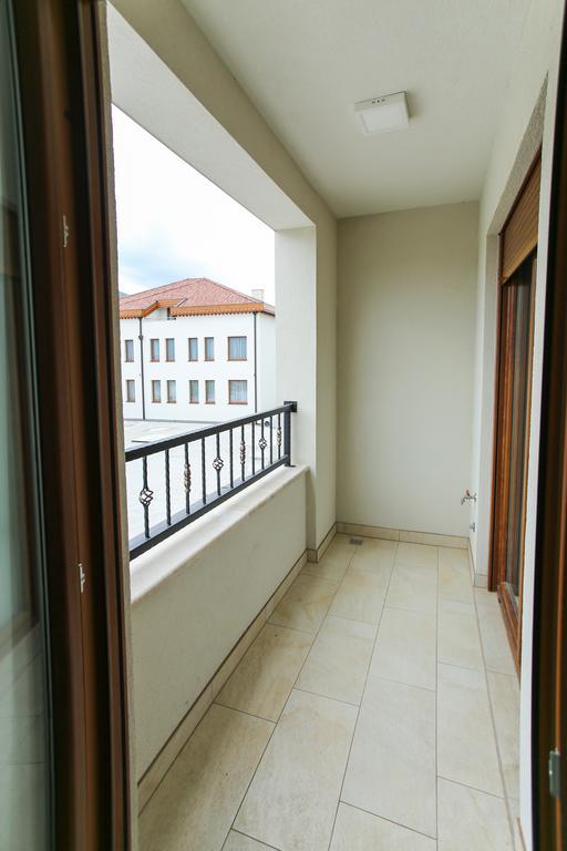 Apartment Light De Luxe - With Old Bridge View Мостар Екстериор снимка