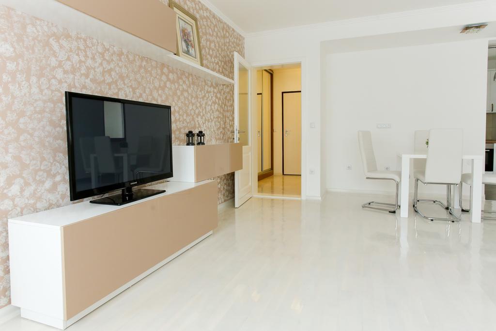 Apartment Light De Luxe - With Old Bridge View Мостар Екстериор снимка